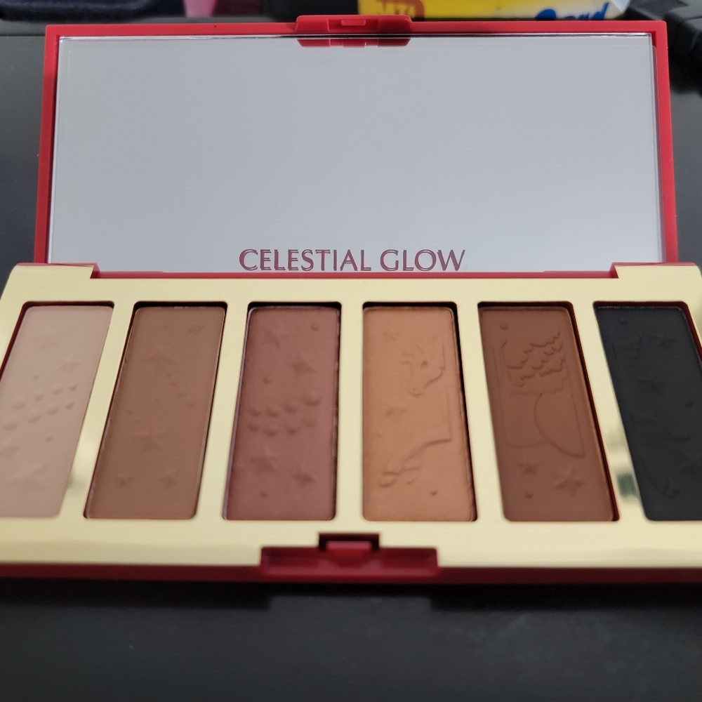 Brand New. Estee Lauder Eye shadow palette - Celestial Glow
